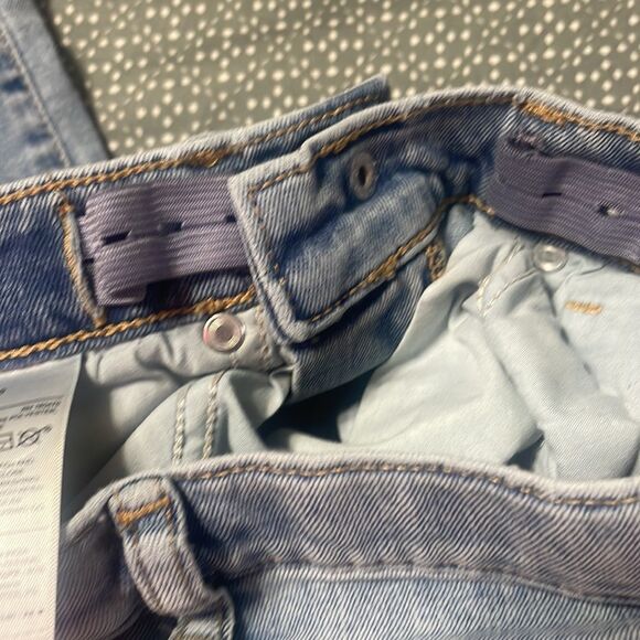 💙Old navy straight denim Jean size 5 with adjustable band inside💙 - Picture 7 of 9